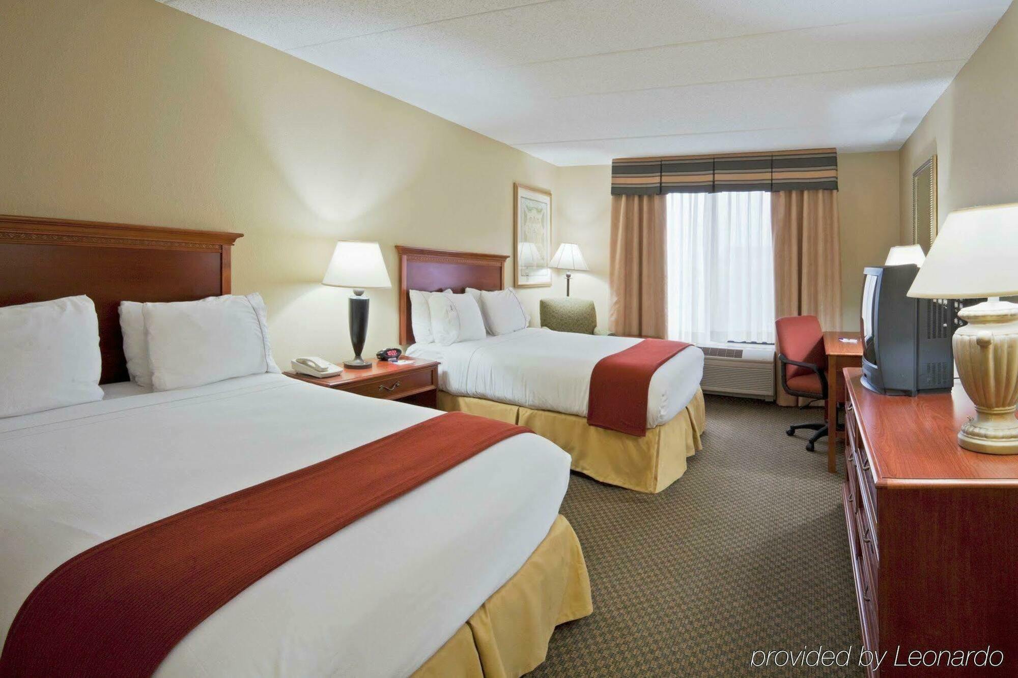 Ellisville Holiday Inn Express Hotel & Suites Fort Wayne By Ihg מראה חיצוני תמונה